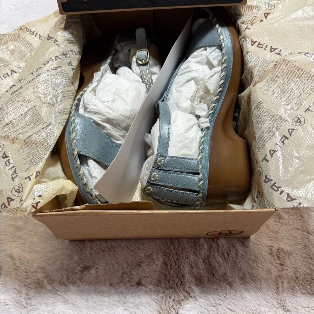 Women's ARIAT Women's Shalimar Sandal,Sky,11 - Picture 9 of 16